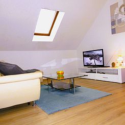 Appartement Wohung mit Balkon und Garten nahe Stadtgrenze