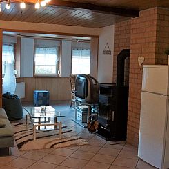 Appartement Geräumige Ferienwohnung im Untergeschoss