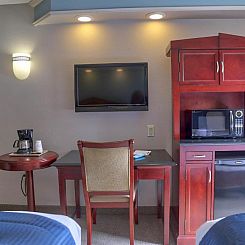 Destiny Palms Hotel Maingate West