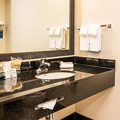 Fairfield Inn & Suites by Marriott San Antonio Downtown/Alam