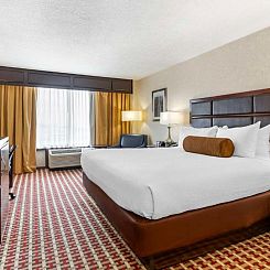 Best Western Plus Grosvenor Airport Hotel
