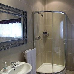 Littlefield Luxury Suite