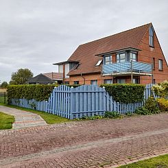 Appartement Moderne Ferienwohnung mit Balkon in Strandnähe