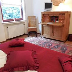 Appartement Exklusive Ferienwohnung mit Loggia am Waldrand