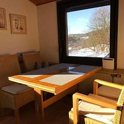 Vakantiehuis in Machtlos mit Terrasse und Waldblick