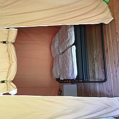 Safaritent + privé sanitair