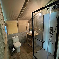 Safaritent + sanitair