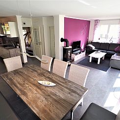 Vakantiehuis Traumhafte Reetdach-Doppelhaushälfte mit Garte