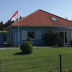 Vakantiehuis in Wischuer mit Terrasse, Grill und Garten