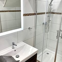 Appartement Kleine, frisch renovierte Zwei-Zimmerwohnung