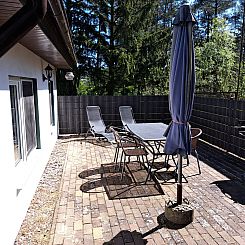 Vakantiehuis mit Terrasse mitten im Grünen