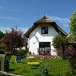 Vakantiehuis Schönes Ferienhaus mit Terrasse und Grill