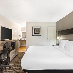 Best Western Central Inn