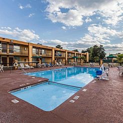 Quality Inn Midtown Savannah