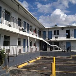 Miami Springs Inn