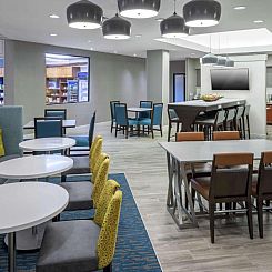 Hampton Inn & Suites Miami-Doral Dolphin Mall