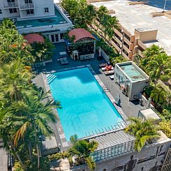 Fortune House Hotel Suites