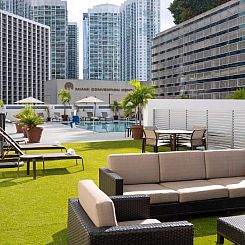 Courtyard Miami Downtown Brickell Area