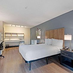 Extended Stay America Suites - Miami - Airport - Blue Lagoon