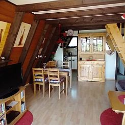 Vakantiehuis Haus am See mit Fasssauna, Liegewiese und Grill