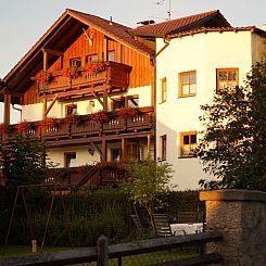 Appartement in Ludwigsreut mit Terrasse, Garten und Grill