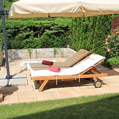 Vakantiehuis in Hagrain mit Grill, Terrasse und Garten