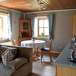 Appartement Charmant trifft Moderne - Ferienwohnung Linde