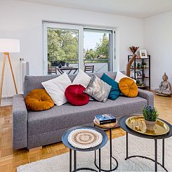 Appartement 1OG mitte helle 70m 2 Zimmer Wohnung nähe Salzb