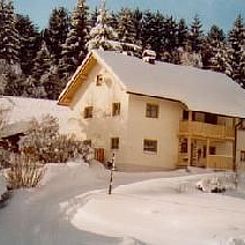 Vakantiehuis mit Kaminofen, Fitnessraum und Sauna