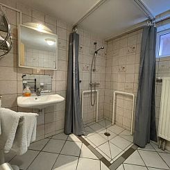 Appartement Résidence jaune et rose