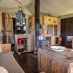 Glampinglodge de luxe met privé sanitair