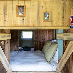 Glampinglodge de luxe met privé sanitair