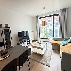 Spacious 3BR 25 BA Near Diamond District by OneLuxStay