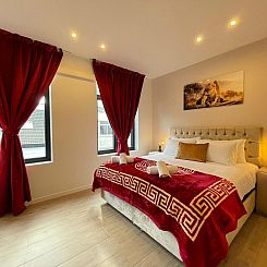 One Lux Stay Near Antwerp Central - 2 Bedroom 15 Bathroom