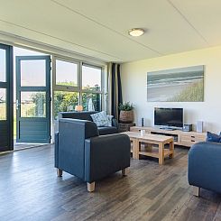 Beachvilla West End 6