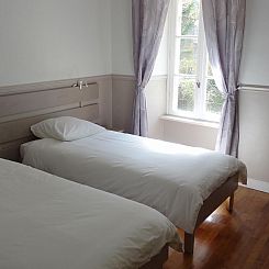 Appartement Apartment mit privater Terrasse am Fluss