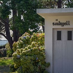 Vakantiehuis Villa mit großem Grundstück direkt am Mer