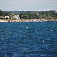 Vakantiehuis Villa mit großem Grundstück direkt am Mer