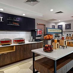 Hampton Inn NY-JFK