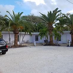 Siesta Motel