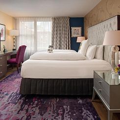 Staypineapple, Hotel Rose, Downtown Portland