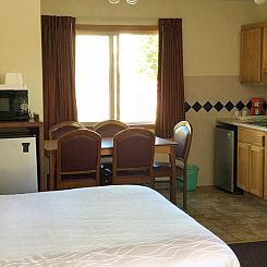 Monticello Motel