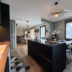 Geschakelde woning in Mer