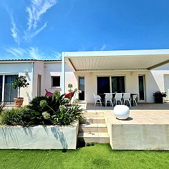 Geschakelde woning in Bize Minervois