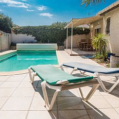 Vakantiehuis Haus für 4 Personen mit großem Privatpool