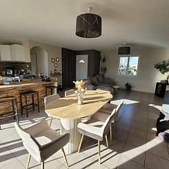 Geschakelde woning in Alignan Du Vent