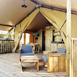 Glamping Lodge PREMIUM RIVER SPA