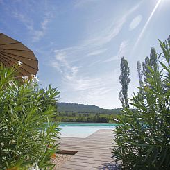 Vakantiehuis Domäne "Pavillon Mathéo" mit Infinity-Pool