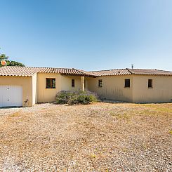 Vrijstaande woning in Collias