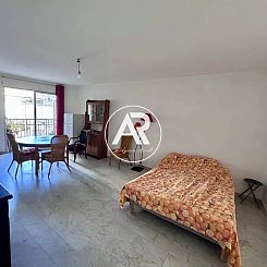 Geschakelde woning in Nice